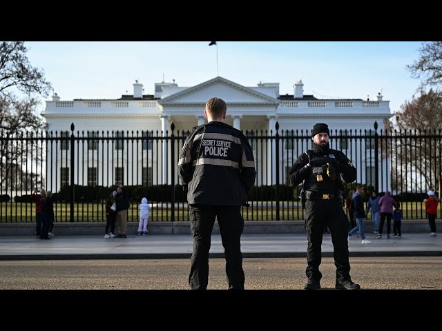 Video thumbnail for BREAKING: Chaos At The White House - Secret Service Neutralizes Intruder