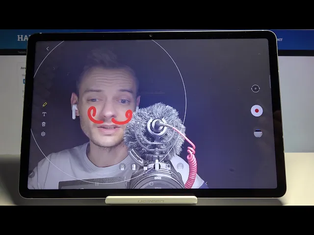 Video thumbnail for Top Tricks for Samsung Galaxy Tab S7 - Best Features & Useful Tips