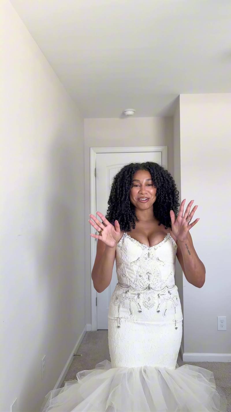 Video thumbnail for Wedding Dress Surprise after Ten Years of Marriage