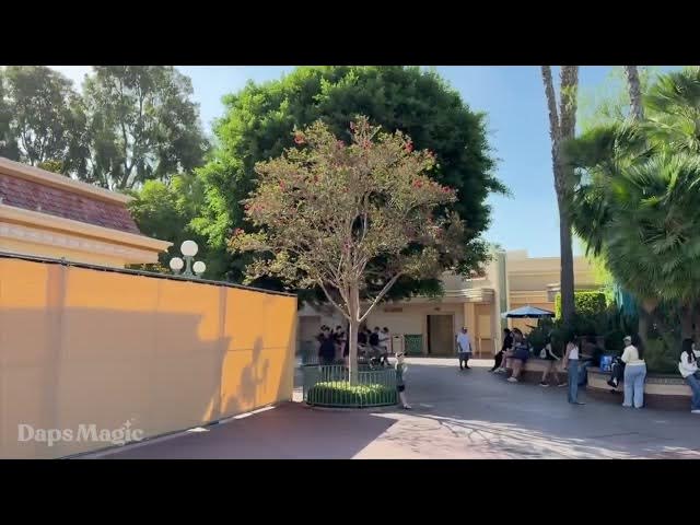Video thumbnail for More Walls Go Up Around Ticket Booths in Disneyland Resort Esplanade   4K