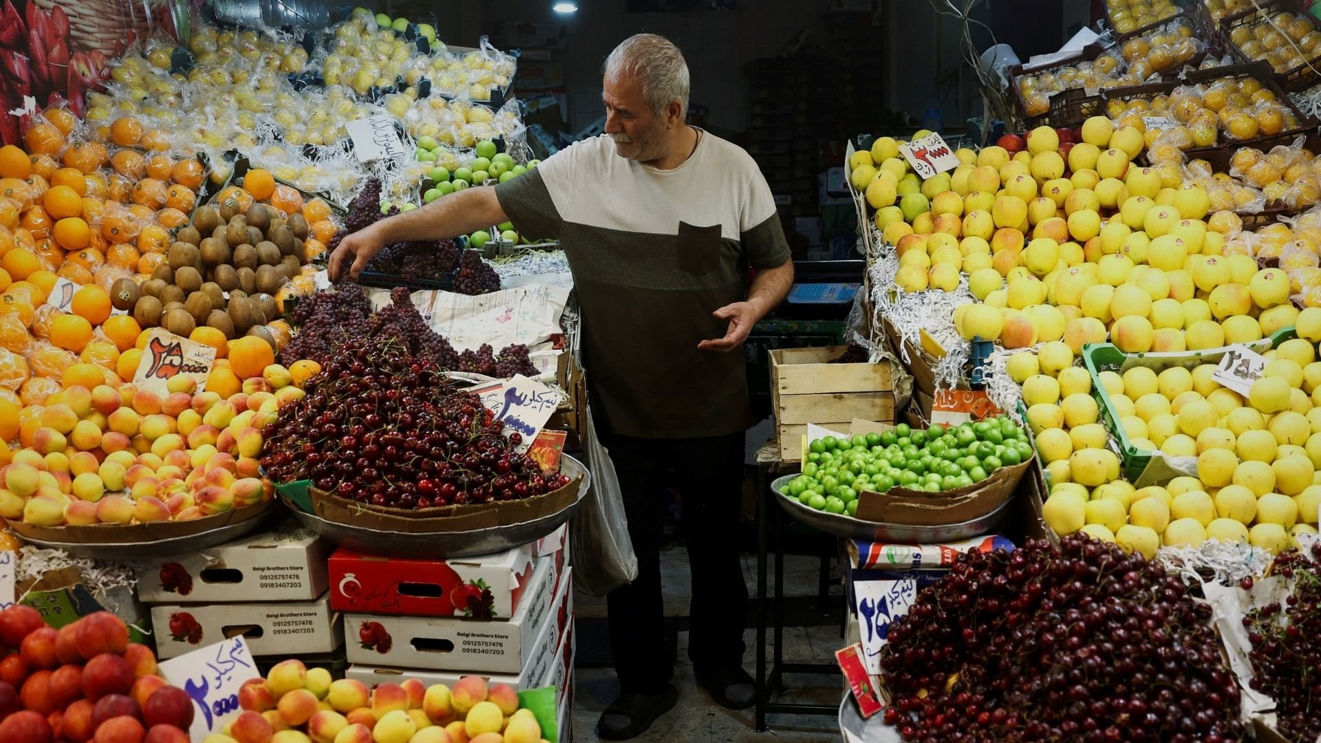 Video thumbnail for Iran’s inflation crisis: families buckle under soaring prices