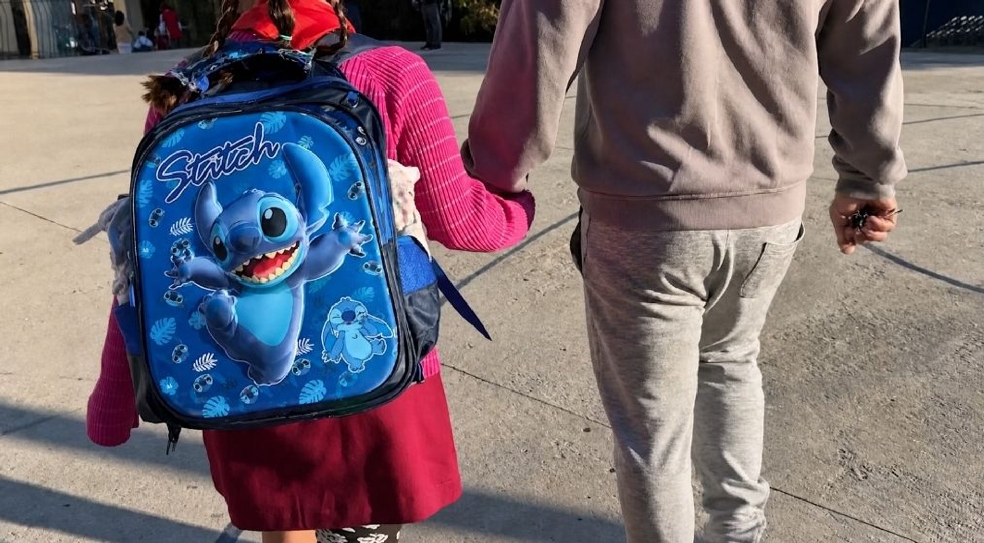 Video thumbnail for Cuba's energy crisis darkens classrooms as new school year begins