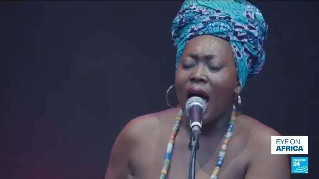 Video thumbnail for Nana Benz, a group inspired by Voodoo music and tradition, ready for European tour