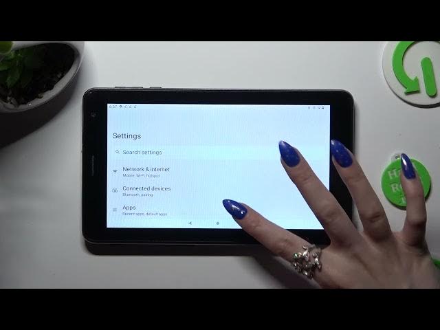 Video thumbnail for How to Turn On/Off Auto Rotate Screen on NAVITEL T787 4G? - Screen Rotation
