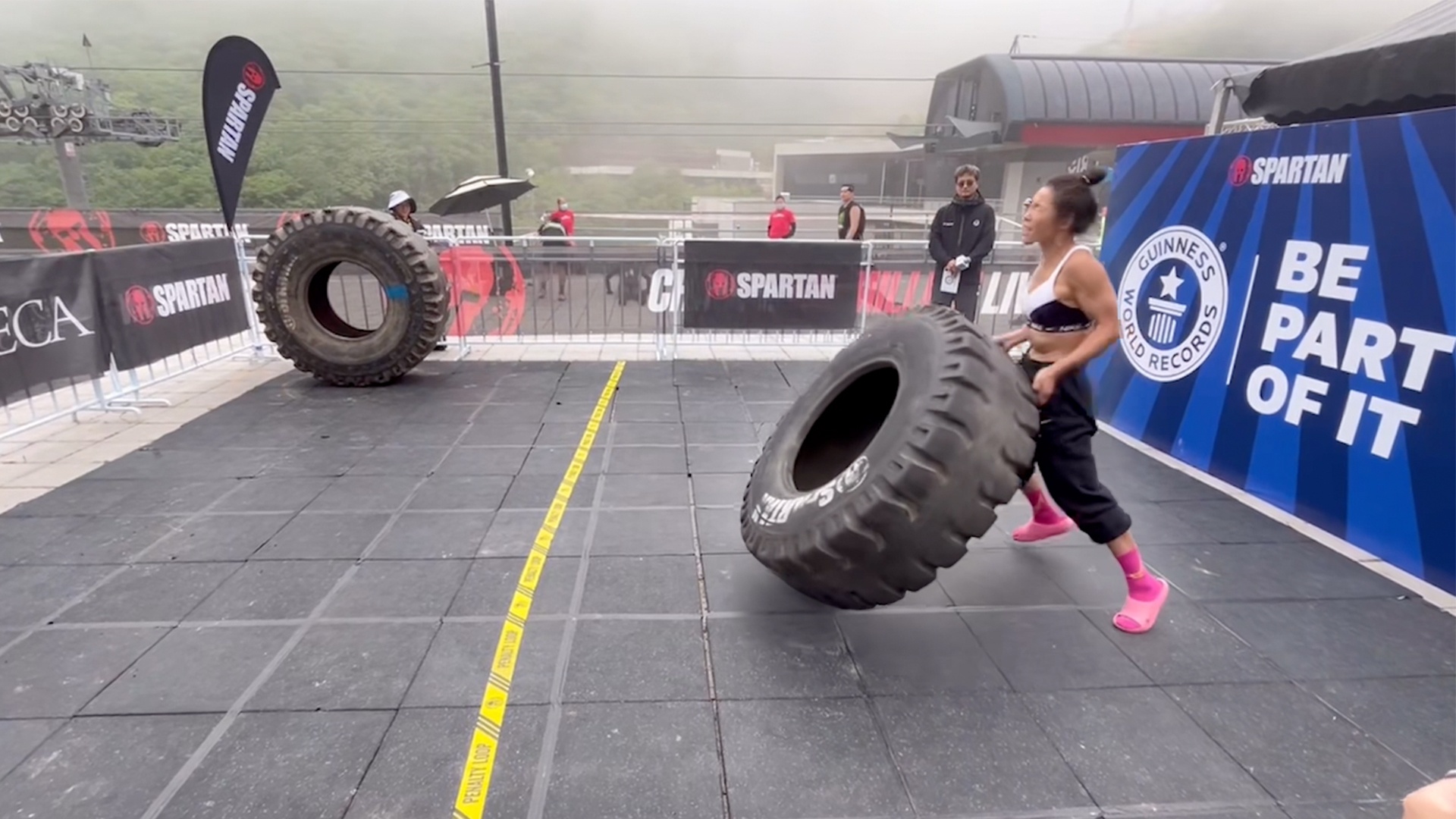 Video thumbnail for Most static tyre flips in one minute (female) - 18 by Xu Fuli