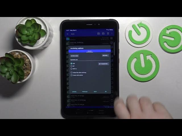 Video thumbnail for How To Pack Files into Rar & Zip Archives on Samsung Galaxy Tab Active3 - RAR app