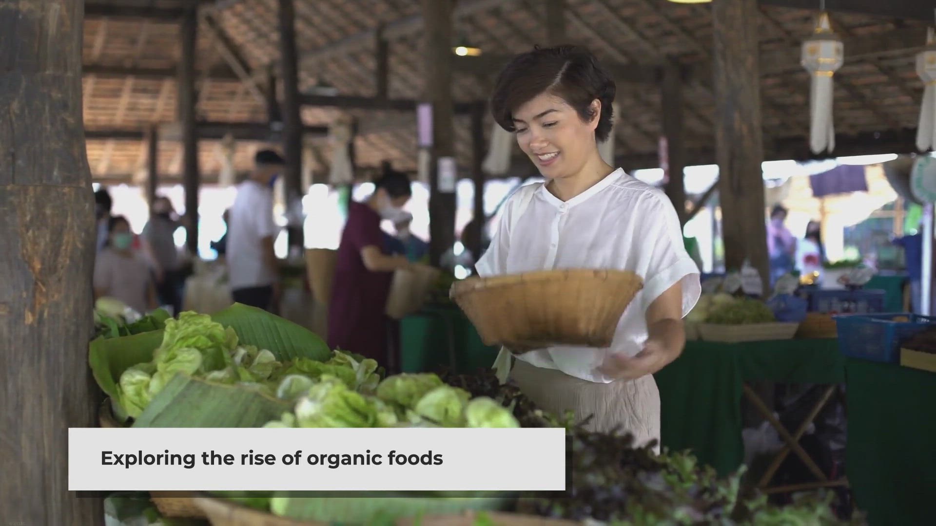 Video thumbnail for Why Organic Foods are Better than Foods with Preservatives