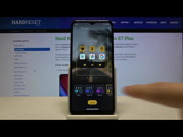 Video thumbnail for How to Change Font Size in Motorola Moto E7 Plus – Update Font Style