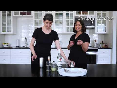 Video thumbnail for How to Make a Classic Daiquiri - Drinks with Jocelyn