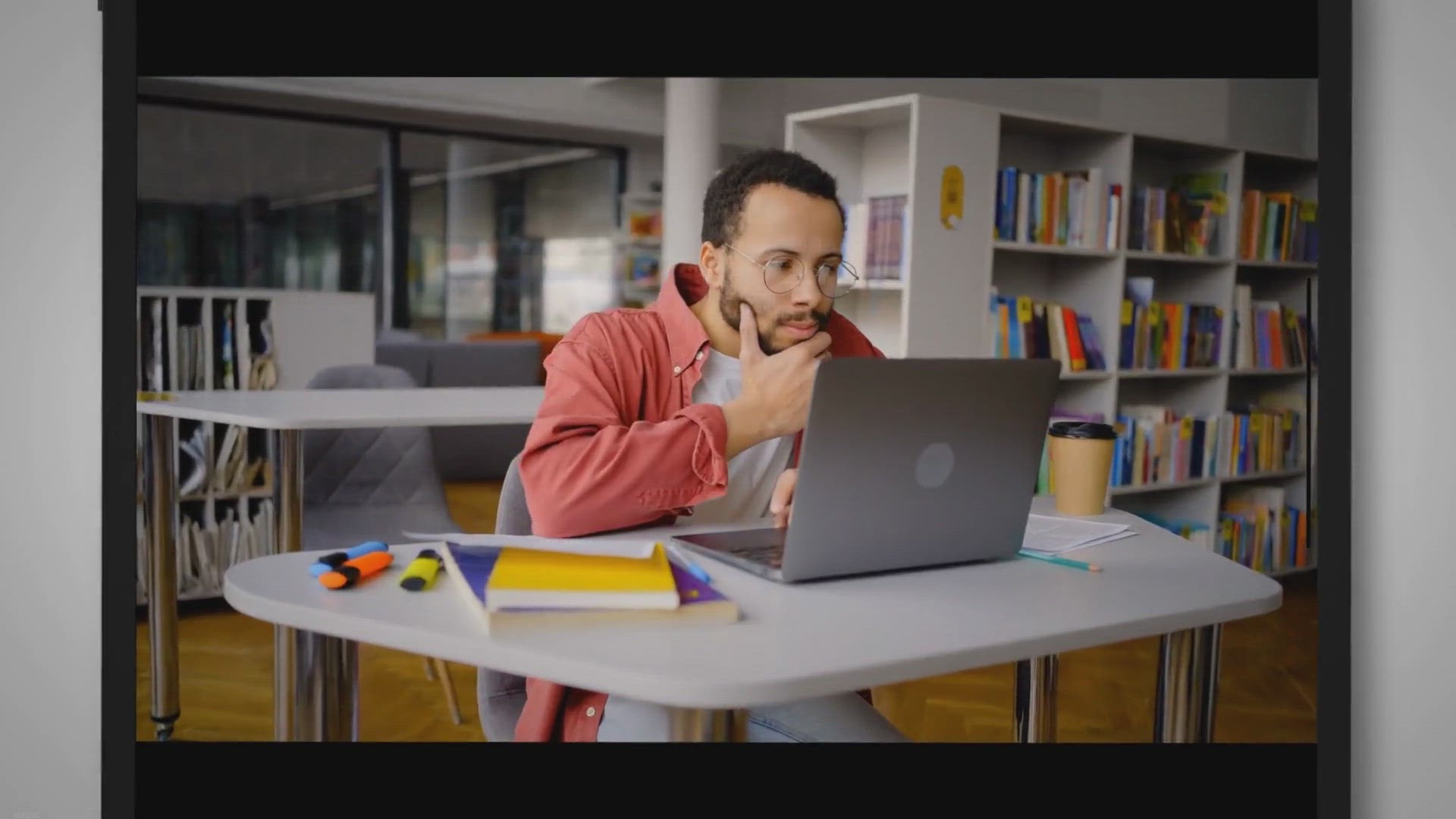 Video thumbnail for The Importance of Organizing Your Digital Life: Tips and Tools for a More Efficient Life