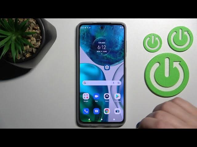 Video thumbnail for How to Change Lock Screen Wallpaper on MOTOROLA Moto G52 - Set Up Lock Screen Wallpaper
