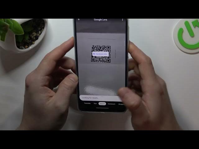 Video thumbnail for How to Use QR Codes Scanner in Motorola Moto G73 - Scan QR Code