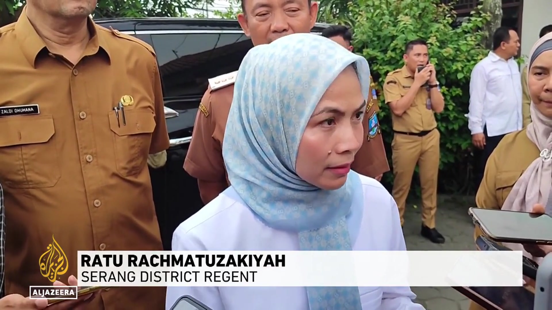'Video thumbnail for Indonesia deploys nuclear teams to decontaminate industrial zone after radiation alert'