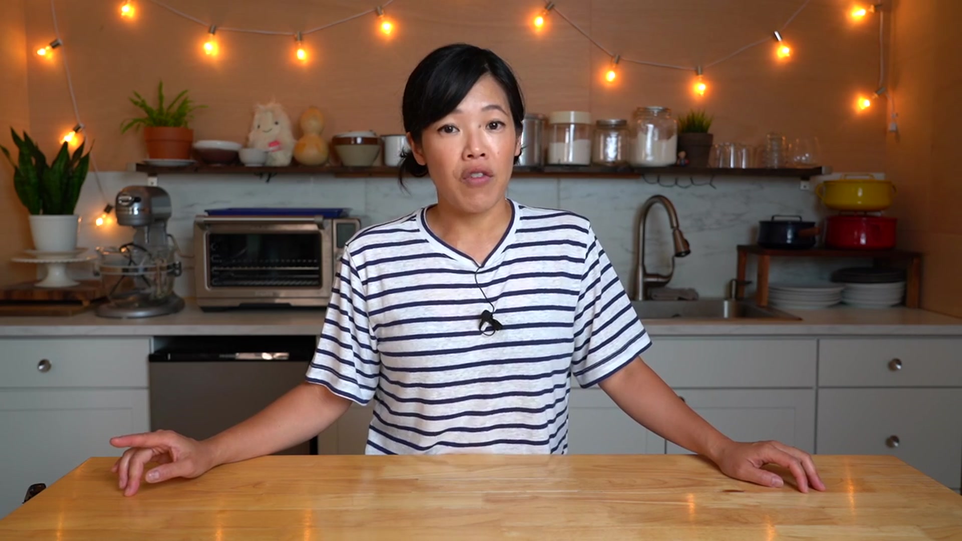 Video thumbnail for Burger_s King_s Real Cheese Burger at Home(720P_HD)