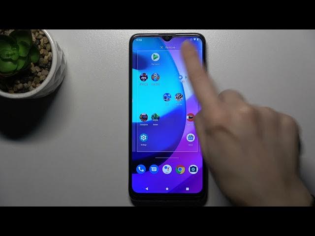 Video thumbnail for MOTOROLA Moto E20 – Create Apps Folder and Personalize Home Screen