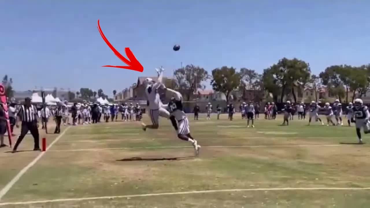 Video thumbnail for #Cowboys Simi Fehoko will provide a "Bigger ROLE" for this season?