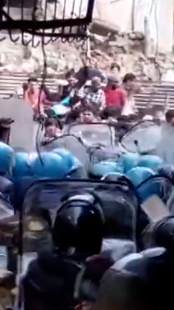 Video thumbnail for Police clash with protesters over mosque demolitions in India