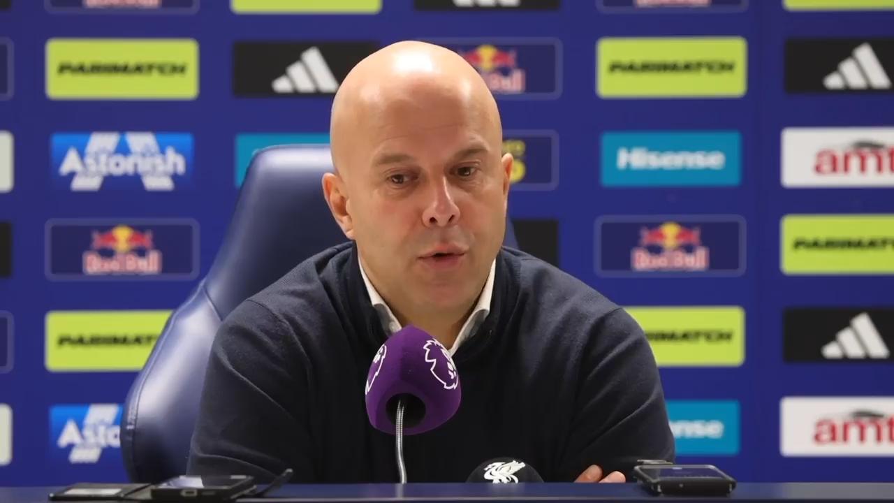 Video thumbnail for Arne Slot "can take a lot of positives" despite his Liverpool side being held 3-3 at Leeds