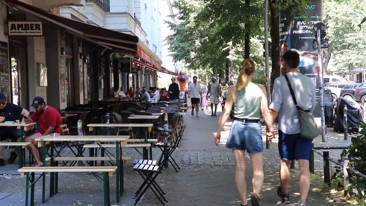 Video thumbnail for Germany: Berlin sees soaring demand for air conditioning amid intense heatwave.