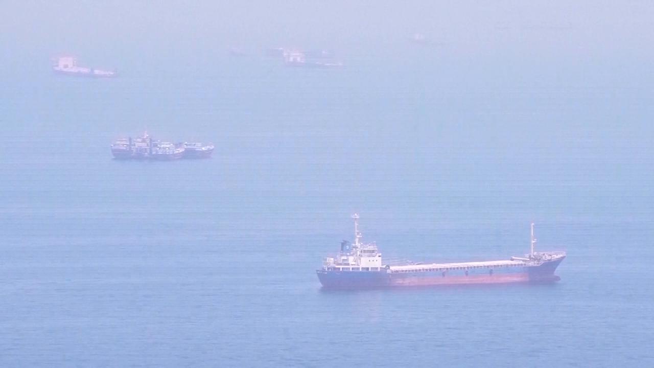 Video thumbnail for Iran: Iran's Navy raises combat readiness, declares full control over Strait of Hormuz.