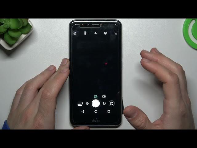 Video thumbnail for How to Manage Camera Mirror Effect on WIKO U Pulse? - Reflection Effect