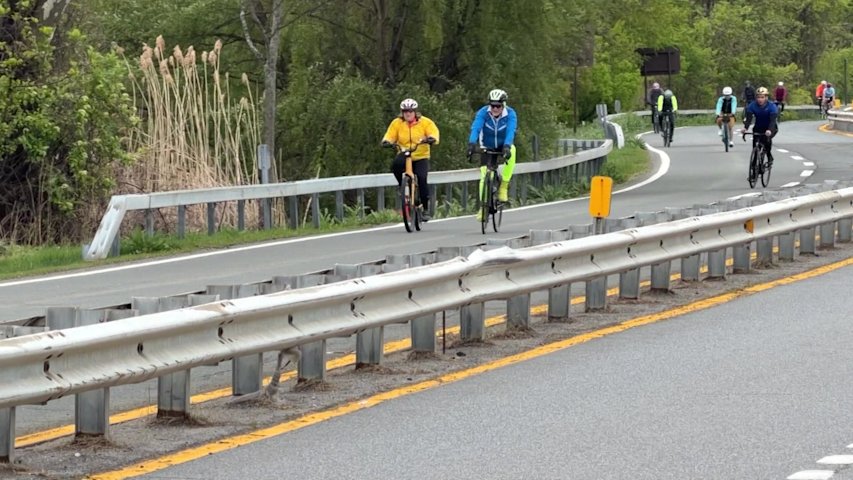 Video thumbnail for Bicycle Sundays return to Westchester, bringing car-free rides to the Bronx River Parkway