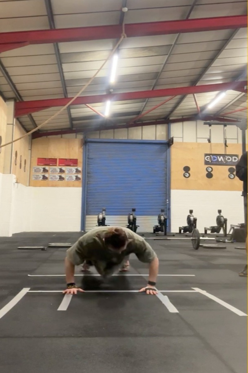 Video thumbnail for Most chest to group burpees in three minute (female) - 68 by Caroline Cunningham