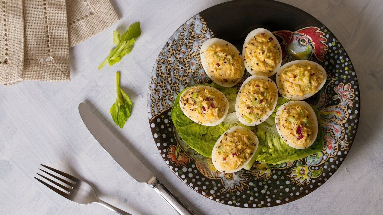'Video thumbnail for Delicious Deviled Eggs: video blog'