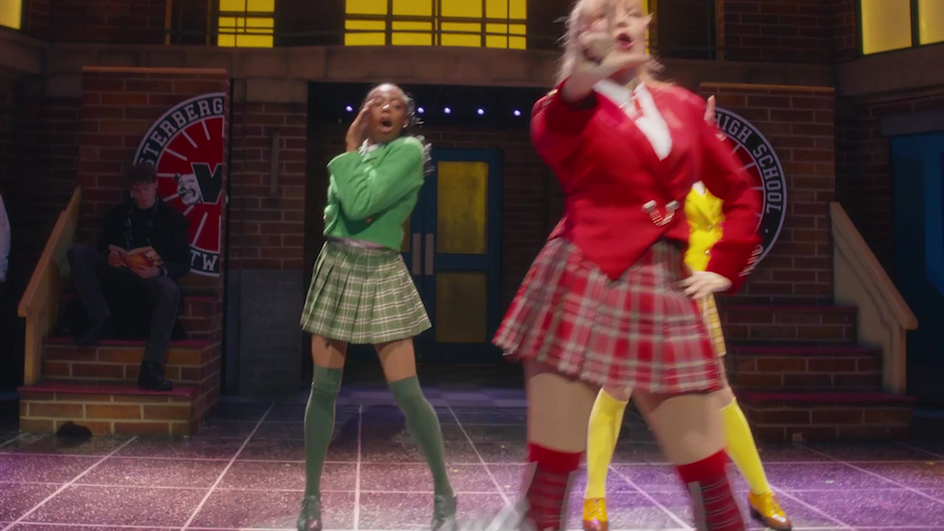 Video thumbnail for Video: Gerardine Sacdalan, Louis Hearsey, and More in New Trailer For HEATHERS UK Tour