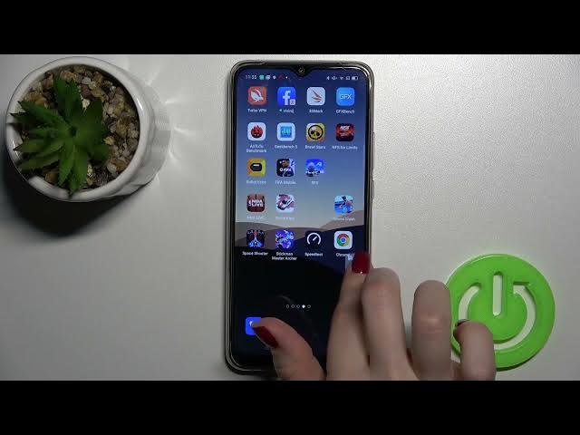 Video thumbnail for How to Create and Manage Home Screen Folders on OPPO A15s