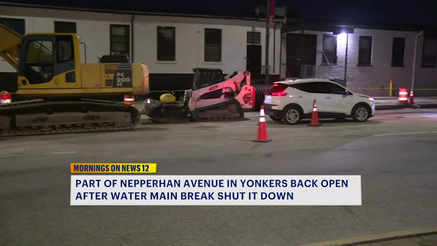 Video thumbnail for Water main break causes traffic troubles on Nepperhan Ave. in Yonkers