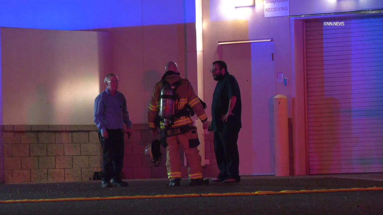 Video thumbnail for US, Phoenix: Sun City Walgreens Structure Fire.