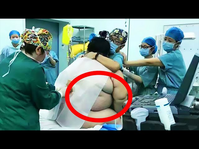 Video thumbnail for Doctor Is Shocked By What He Saw When A Mother Gave Birth To Triplets