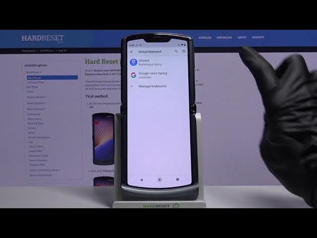 Video thumbnail for How to Enter Text Correction Options on Motorola RAZR 5G – Activate Text Correction