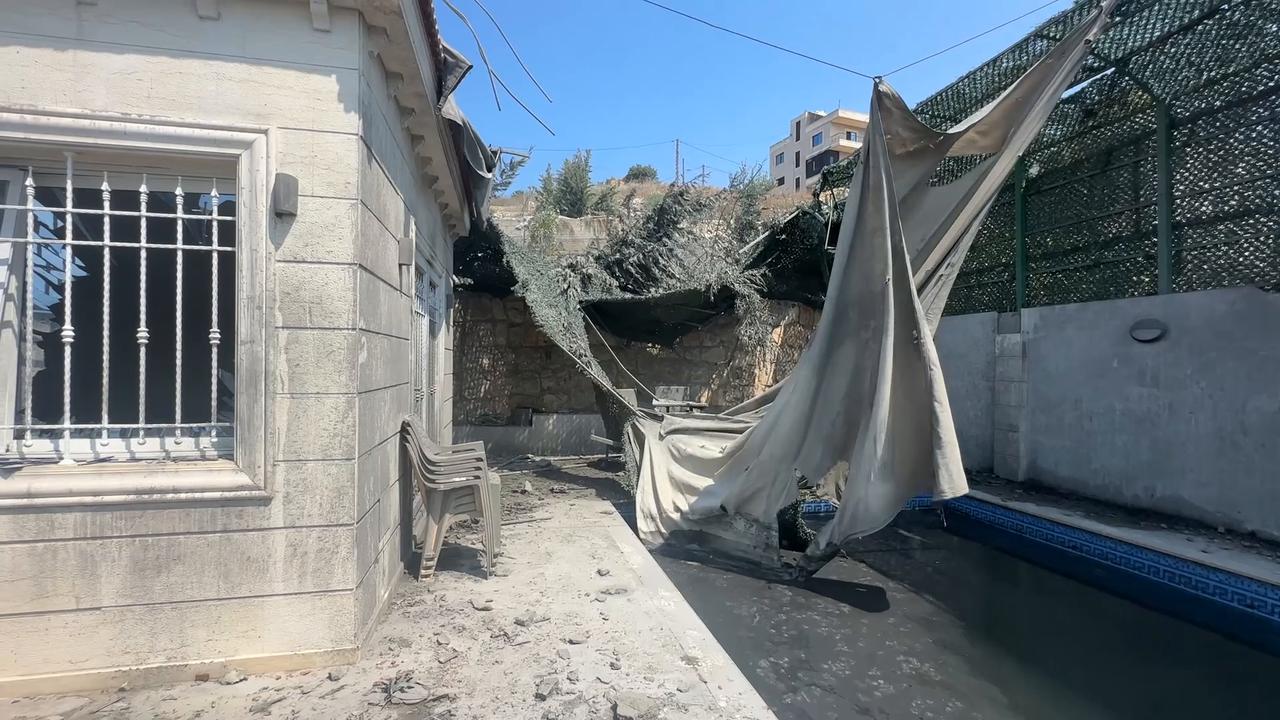 Video thumbnail for Lebanon: Israeli airstrikes kill 9, including 3 children, in southern Lebanon despite ceasefire (2).