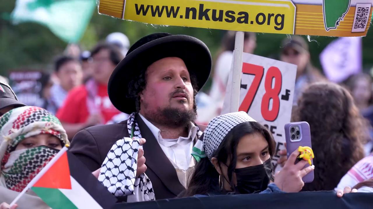 Video thumbnail for US: Pro-Palestinian protesters mark Nakba Day in New York City.