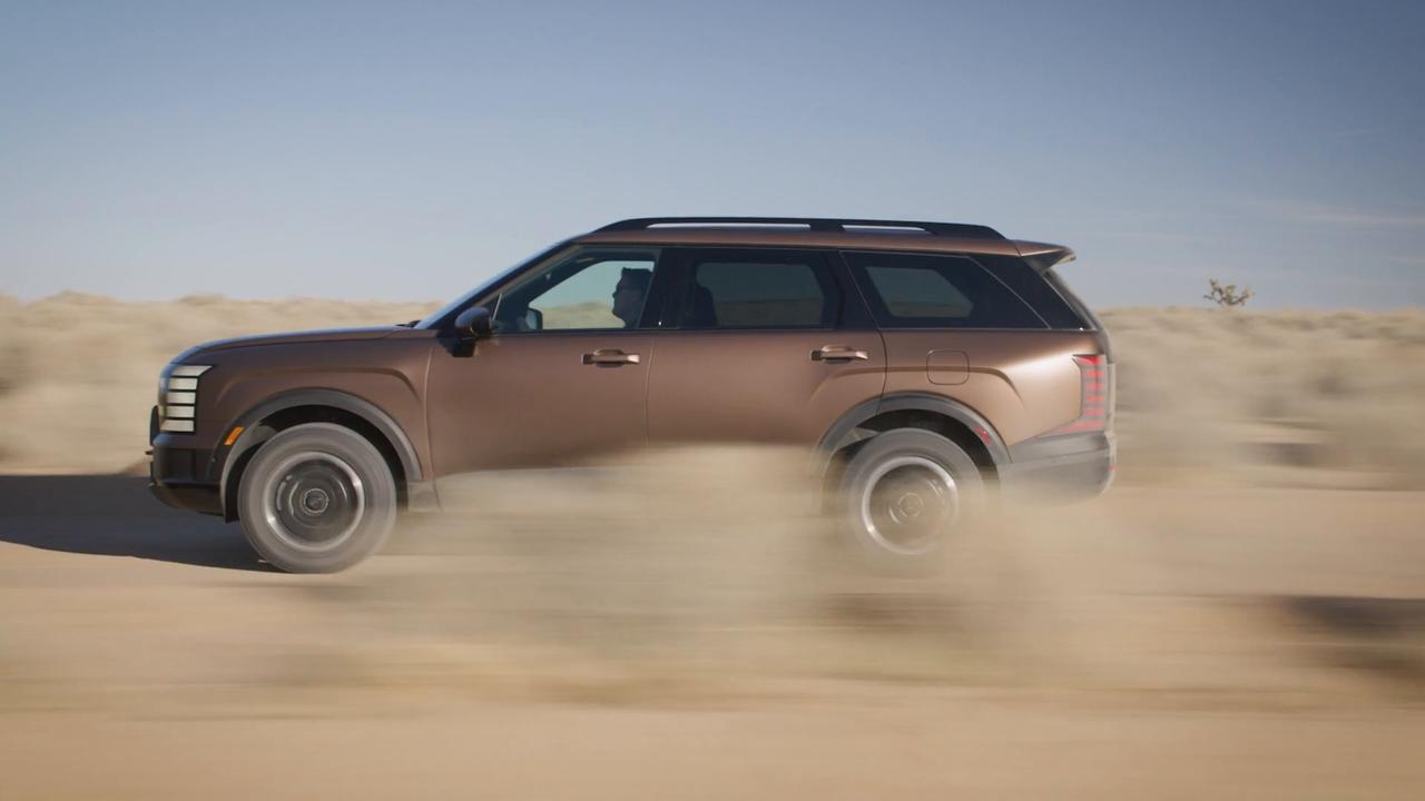 Video thumbnail for Telluride vs Palisade: Which Rugged SUV Wins?