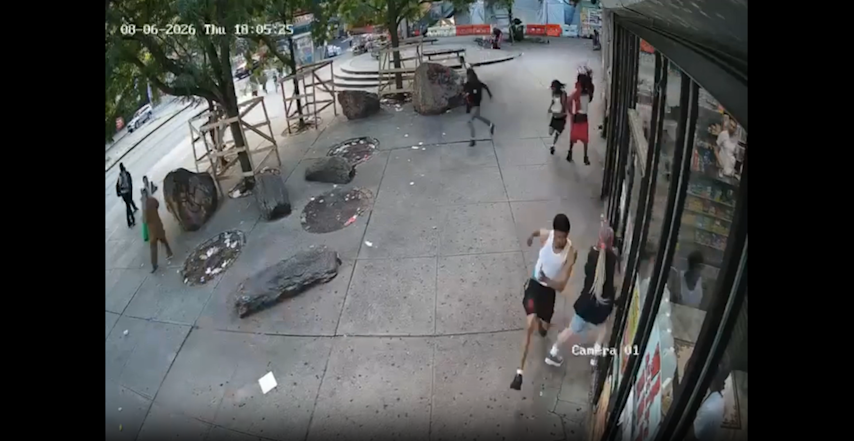 Video thumbnail for 2 men shot steps from subway station in West Farms
