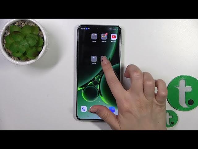 Video thumbnail for How to Create the Home Screen App Folders on a OnePlus Nord 3
