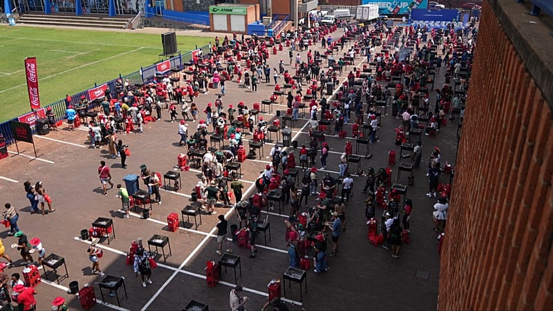 Video thumbnail for Pretoria hosts massive barbecue world record attempt