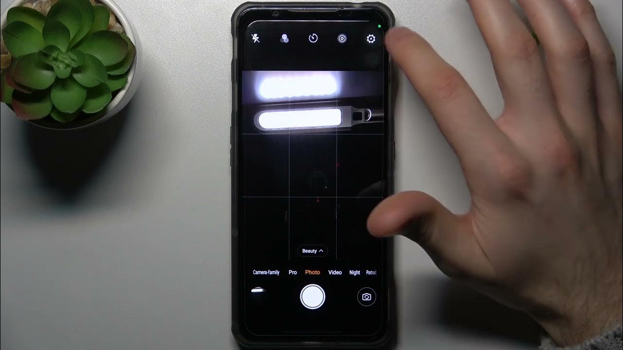 Video thumbnail for How To Turn On / Off Camera Mirroring in NUBIA RedMagic 7S