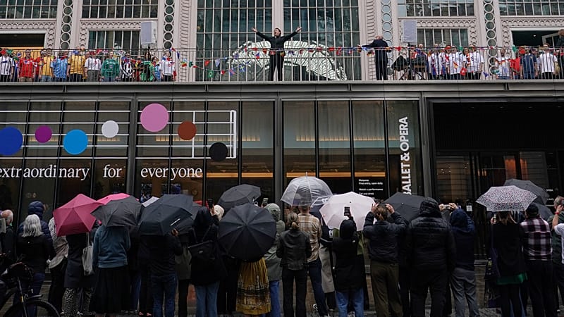 Video thumbnail for UK: Royal Opera Chorus marks 2026 World Cup start with London performance