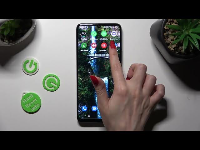 Video thumbnail for How to Create Clone of an App in TCL 40 SE – Operate App Cloner