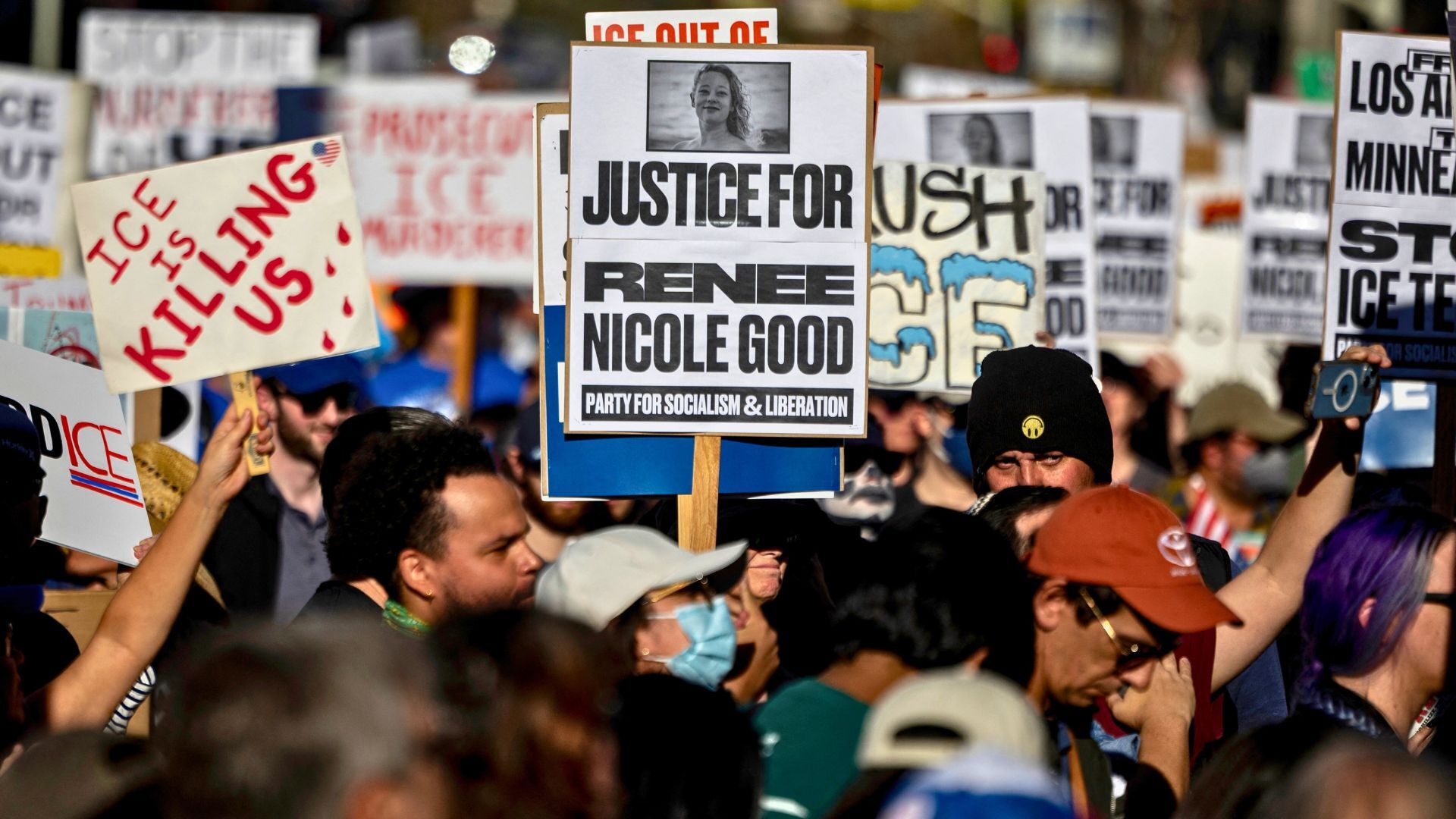 Video thumbnail for ‘Abolish ICE’: Tens of thousands in Minneapolis, across US, protest killing