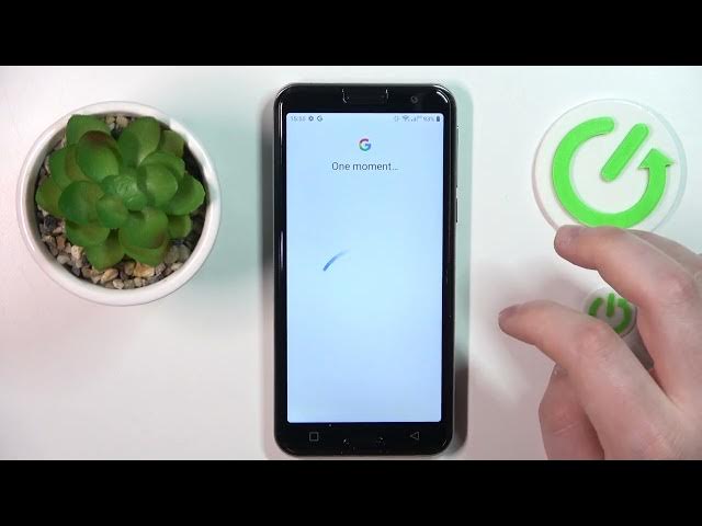 Video thumbnail for How to Set Up Parental Control on EMPORIA Smart 5? - Manage Limit Access