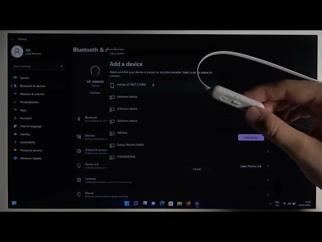 Video thumbnail for How to Pair Sony WI-C200 with Laptop / Windows PC?