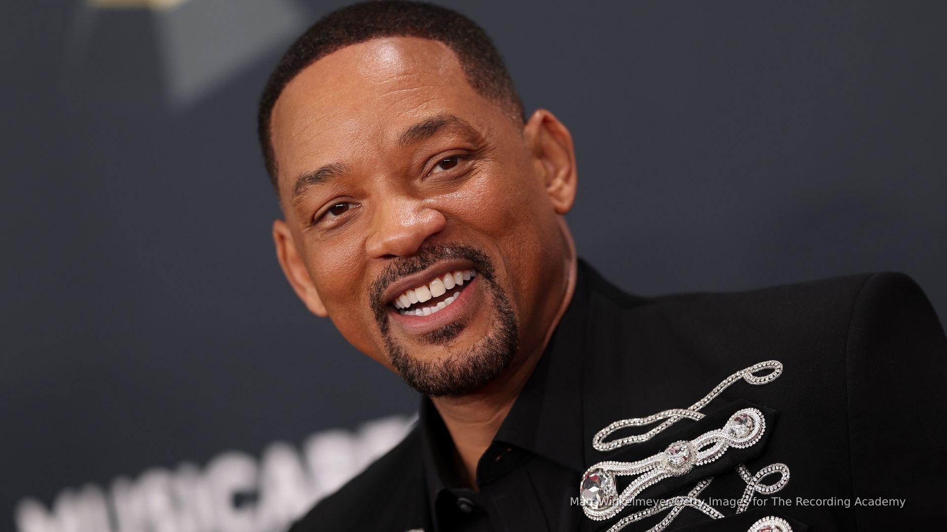'Video thumbnail for Fans accuse Will Smith of using AI to fake crowd in tour promo'