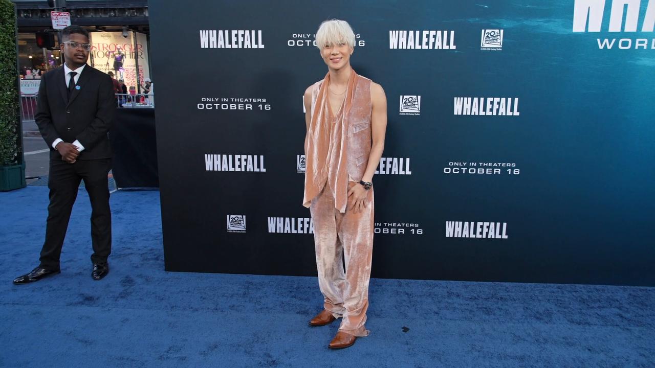 Video thumbnail for CA: 20th Century Studios' WHALEFALL World Premiere - Arrivals.