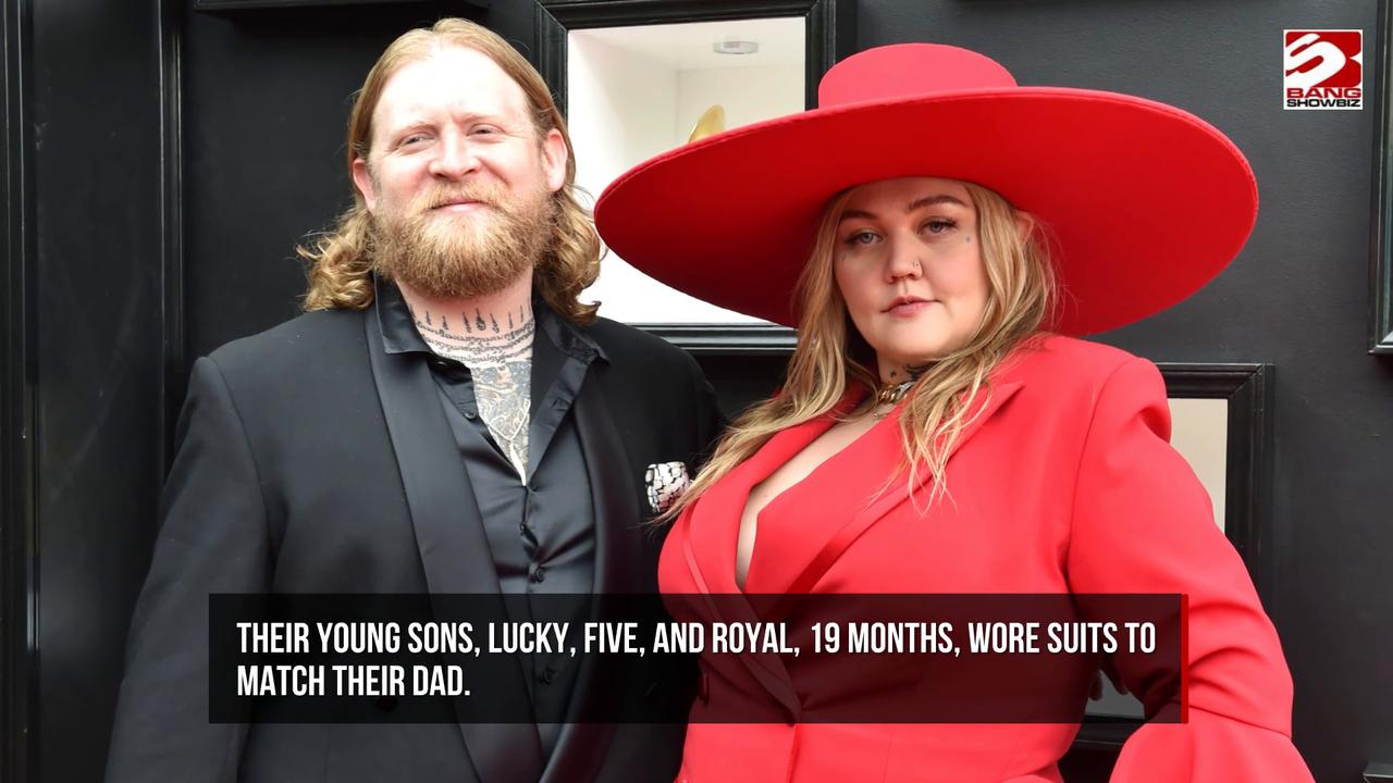 Video thumbnail for Elle King announces her wedding to Dan Tooker in an intimate outdoor ceremony.