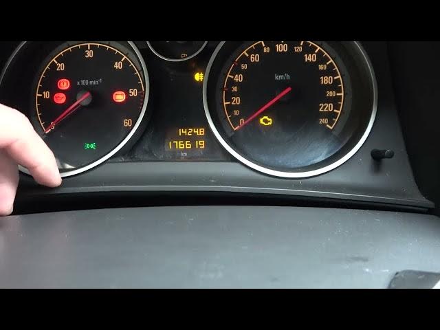 Video thumbnail for How to Turn Rear Anti Fog Light On or Off in Opel Astra H GTC (2004-2014) - Use Rear Anti Fog Lights